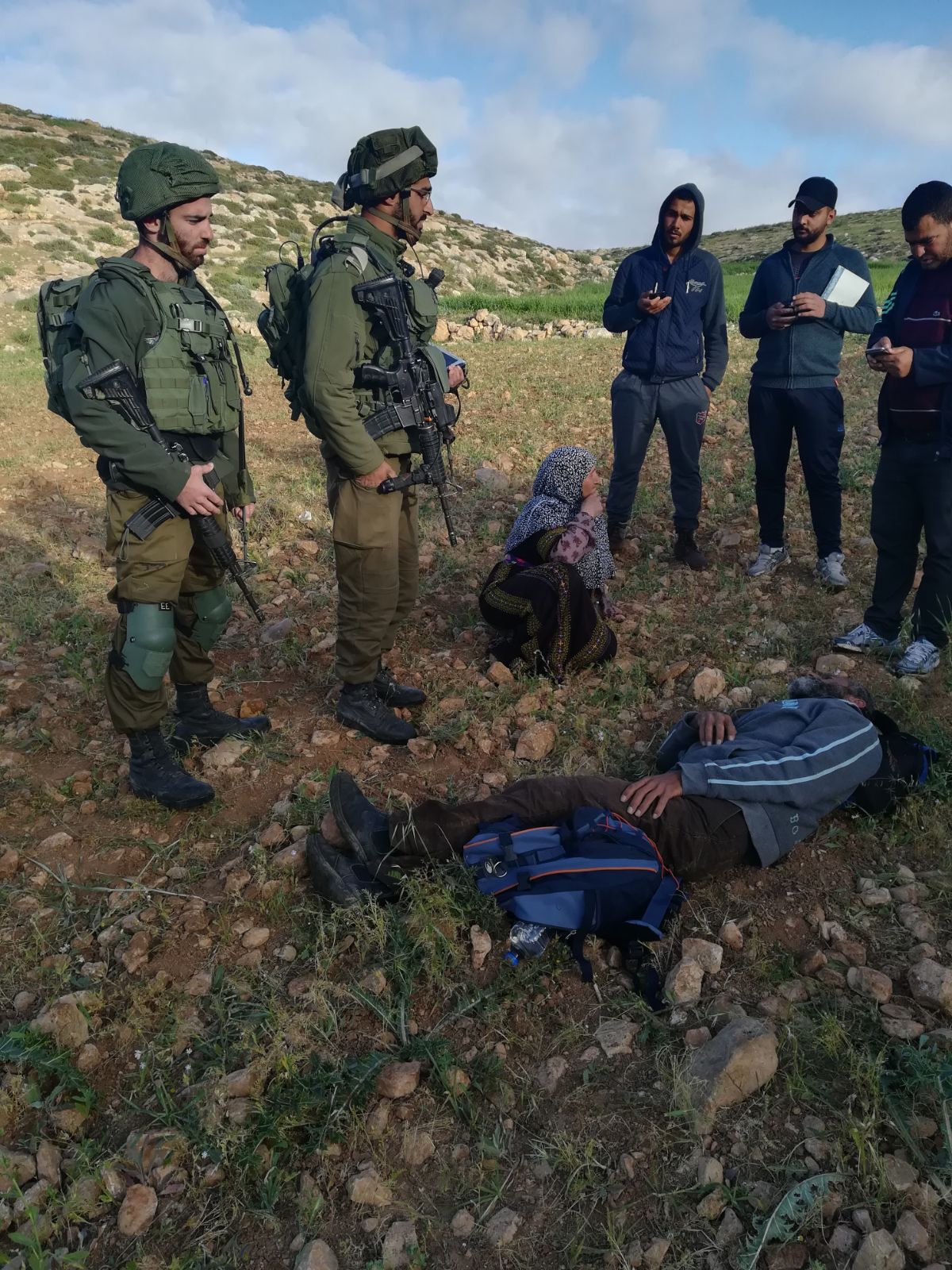 Israeli colonists assault Palestinian farmer in Al-Tuwani area of Hebron