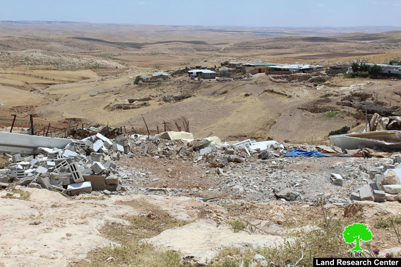 الاحتلال يهدم منشآت سكنية وزراعية في قرية جنبة بمسافر يطا محافظة الخليل