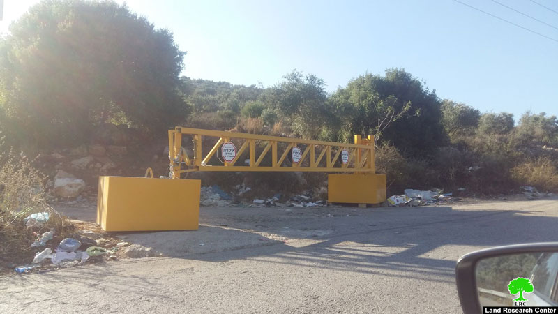 جيش الاحتلال الاسرائيلي ينصب بوابة حديدية جديدة شمال مدينة سلفيت