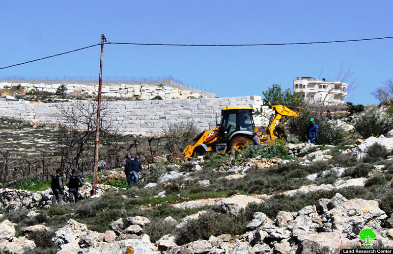 Israeli Occupation Forces demolish structures and ravage lands in Hebron