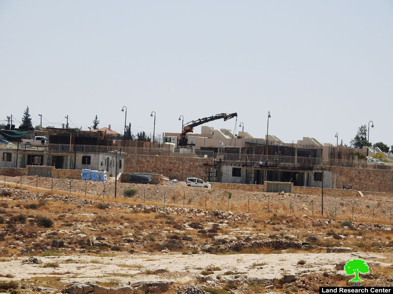 الاحتلال يدمر ويصادر مدرسة خلة الضبع شرق يطا محافظة الخليل