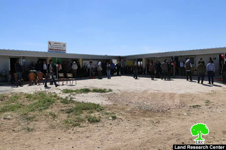 Israeli Occupation Forces demolish primary school of Zanuta hamlet in Hebron