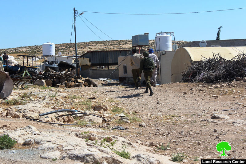 The occupation threatens to demolish citizens’ homes in Ghuwein Hamlet – As Samu’