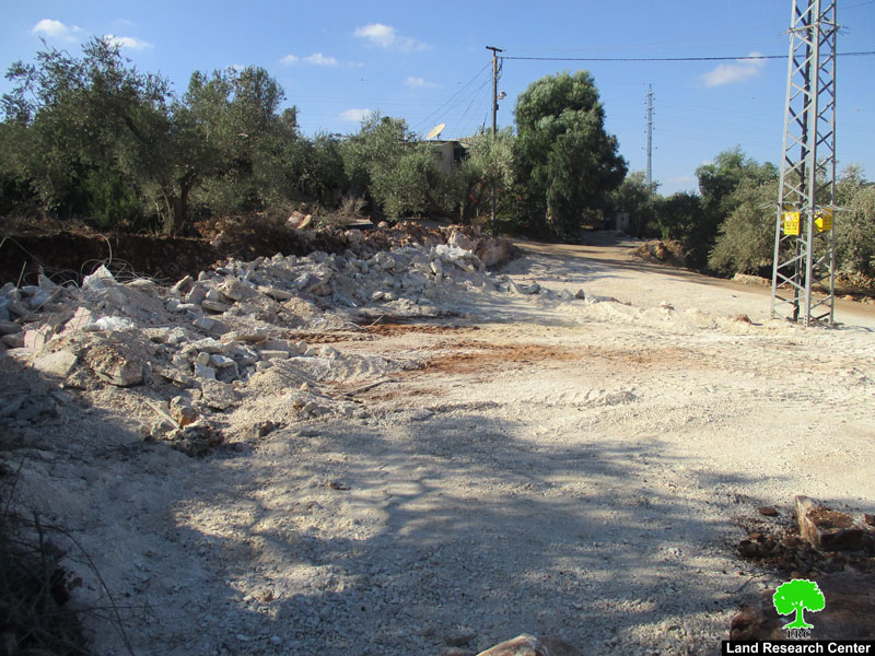 هدم أرضية محل تجاري في بلدة دير إستيا شمال مدينة سلفيت