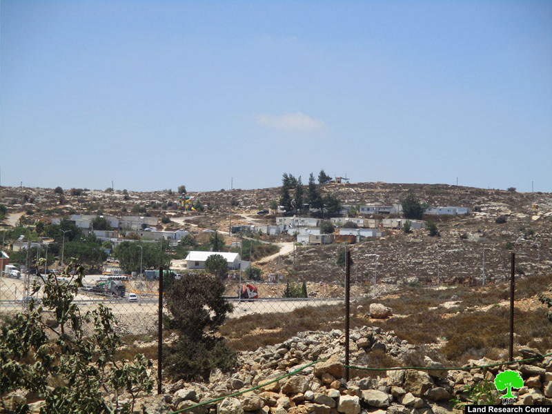 إضافة وحدات استعمارية متنقلة للبؤرة الاستعمارية ” جفعات اساف” على أراضي قرية بيتين / محافظة رام الله