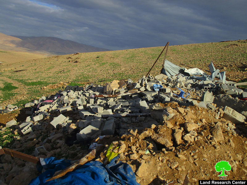 Demolishing structures in An-Nuwei’ma and Fasayil Al-Wousta / Jericho governorate
