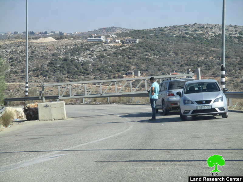 The Israeli occupation forces seal off a metal gate on the western entrance of Kafr Ad-Dik / Nablus governorate
