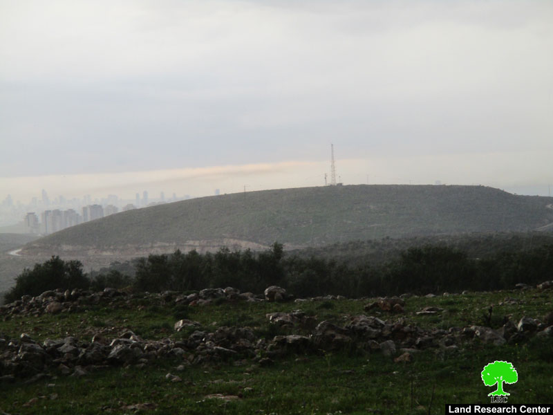 An Israeli company makes a plan for a new settlement in Rafat village / Salfit governorate