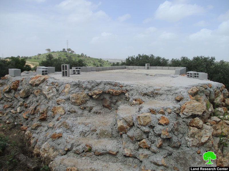 إخطارات بوقف البناء تطال آبار لجمع المياه في بلدة الزاوية / محافظة سلفيت