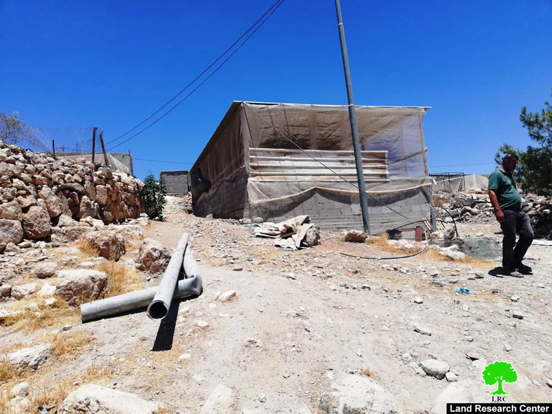 The Israeli Occupation Notifies a Barn in Ghuwein Hamlet – South As-Samou’ / Hebron Governorate