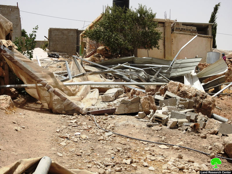 The Israeli Occupation Demolished an Agricultural Facility in Khirbet Ghuwein / Hebron