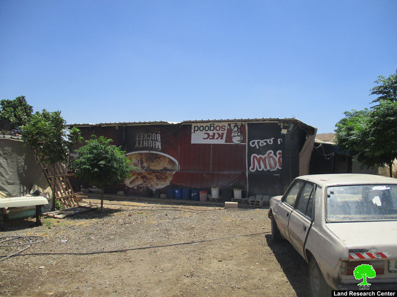 Israeli Civil Administration Targets 5 Structures and a Water Reservoir with Notices/ Tubas