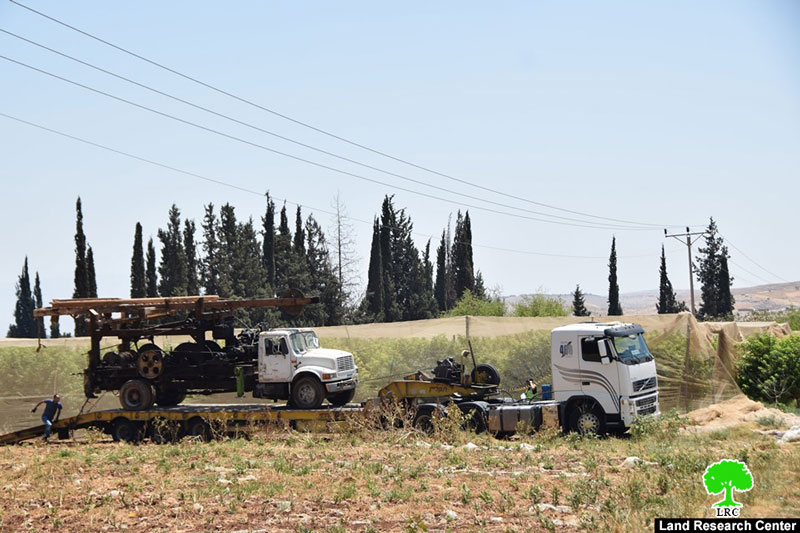 Confiscation of an Excavator in Bardala Village/ Tubas Governorate
