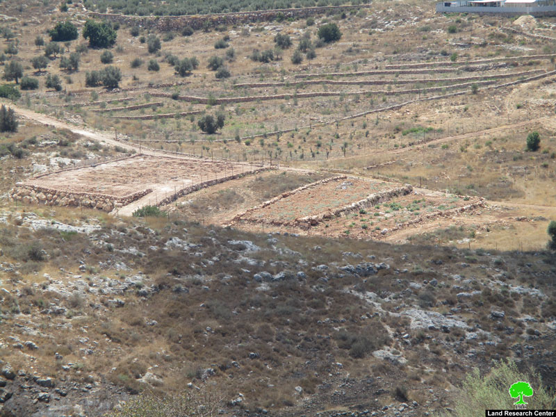 Confiscating a caravan in Jubara village / Tulkarim governorate