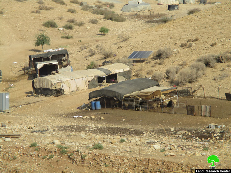 إخطارات بوقف البناء لمساكن  وخيام زراعية  في خربة حمصة الفوقا / محافظة طوباس