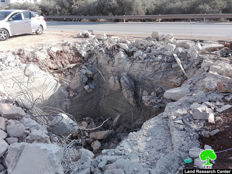 الاحتلال يهدم بركة  للمياه  وجدران استنادية  في قرية اللبن الغربي / محافظة رام الله