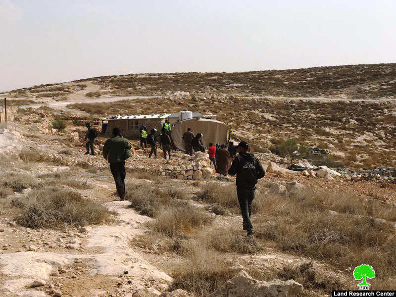 الاحتلال يهدم خيام في خلة الضبع وحظيرة مواشي في مغاير العبيد بمسافر يطا / محافظة الخليل