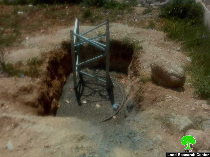 الاحتلال يخطر بوقف العمل في شبكة كهرباء جنوب الخليل