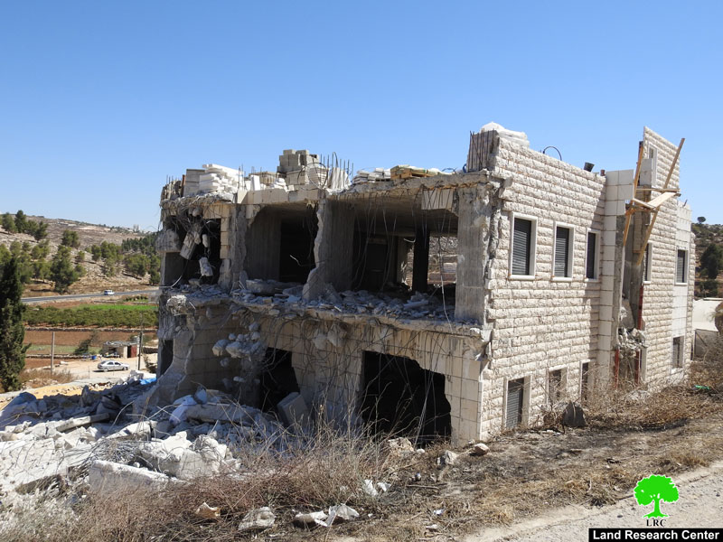 The Israeli occupation demolish a house Al-Hijra village / south Hebron