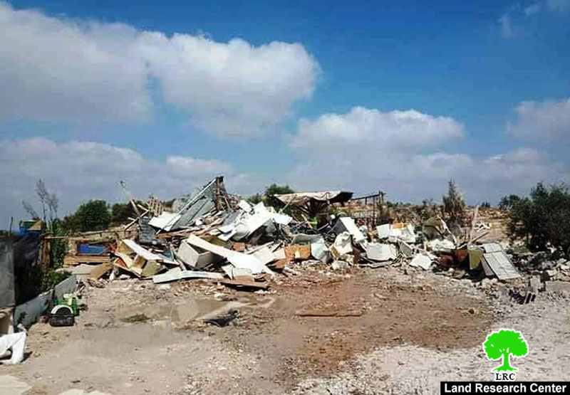 الاحتلال يهدم غرفة زراعية في” خربة سلامة” شرق بلدة ترقوميا بمحافظة الخليل