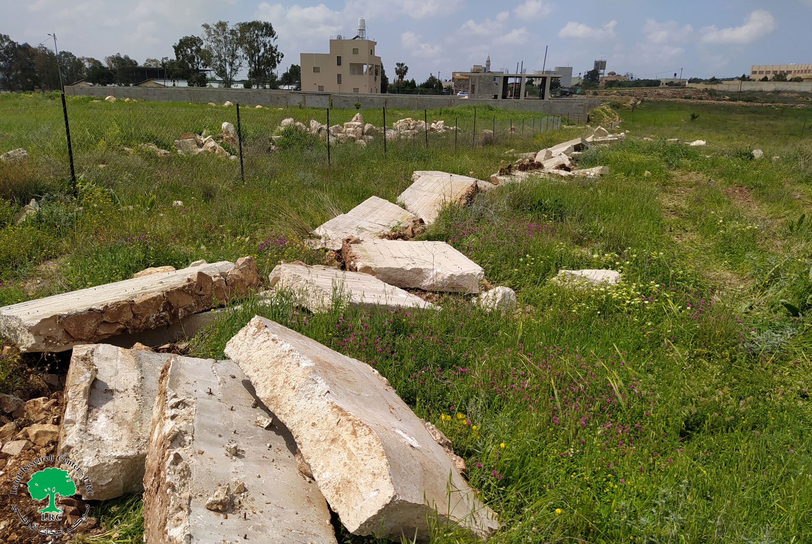 الانتهاكات الاسرائيلية في ظل كورونا: هدم جدران استنادية وغرفة زراعية في قرية جبارة/ محافظة طولكرم