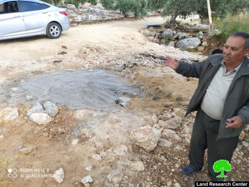 الانتهاكات الإسرائيلية في ظل كورونا: مصادرة حفار للمياه وإخطار بحفر بئر مائي في قرية رأس عطية / محافظة قلقيلية