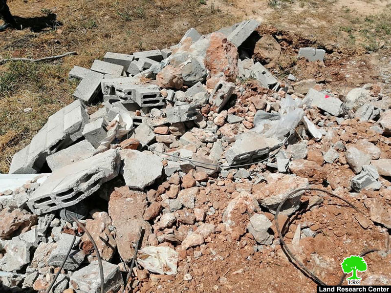 الانتهاكات الإسرائيلية في ظل كورونا: هدم غرفة زراعية وساحة بئر لجمع  المياه في  قرية  العقبة / محافظة طوباس