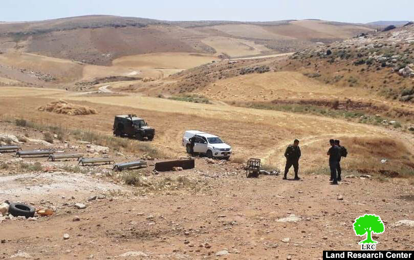 الاحتلال يهدد بهدم خيام في قرى مسافر يطا جنوب الخليل