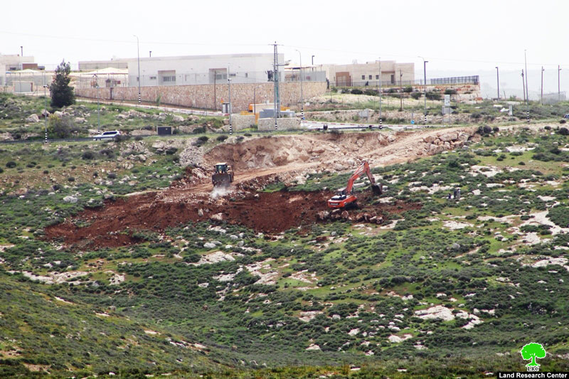 اعتداءات المستعمرين المتواصلة على ممتلكات المواطنين في محافظة الخليل