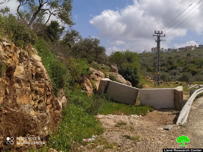 إغلاق خمسة طرق زراعية في بلدة دير إستيا بمحافظة سلفيت