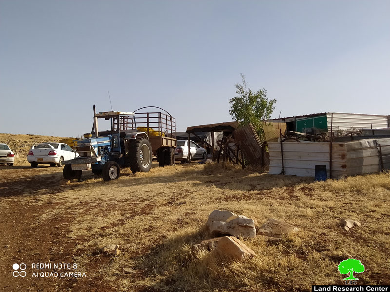 إخطارات لـ 27  عائلة بوقف العمل في مساكنها ومنشآتها الزراعية في منطقة  واد  السيق / محافظة رام الله