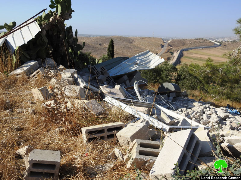 The Occupation demolishes an agricultural facility in Beit Mirsim West Hebron