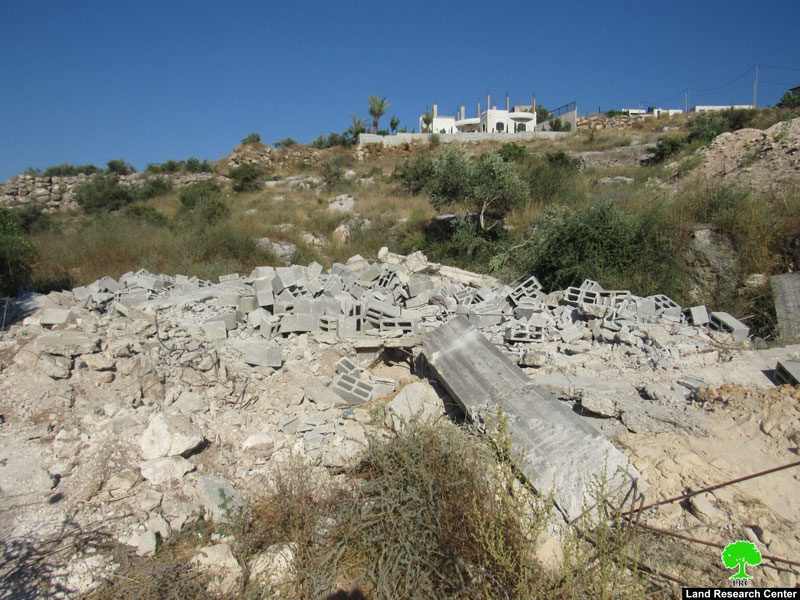 The Civil Administration demolishes a house and notifies another in Beit Sira / Ramallah
