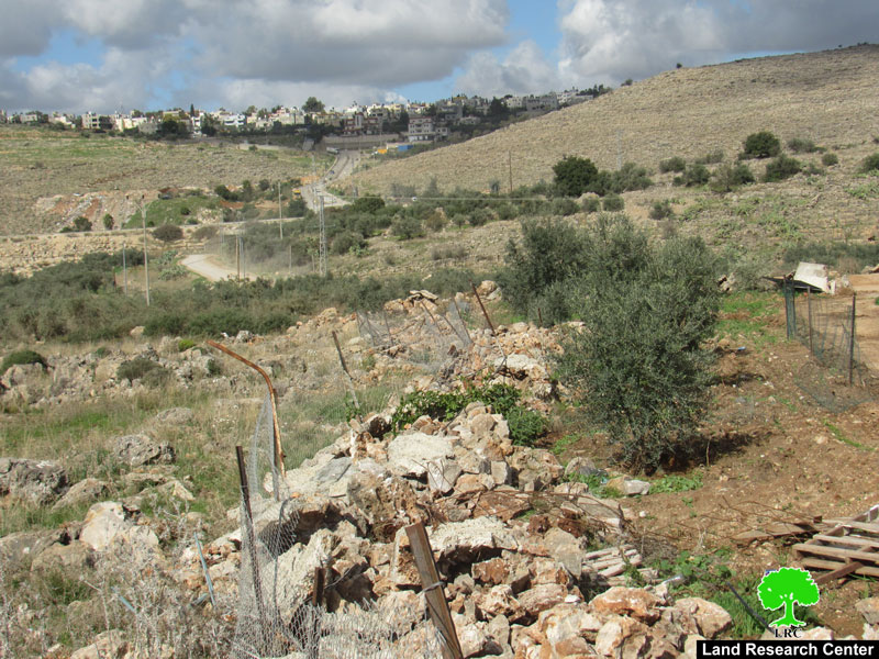 هدم غرفة زراعية وجدران استنادية  في قرية شبتين / محافظة رام الله