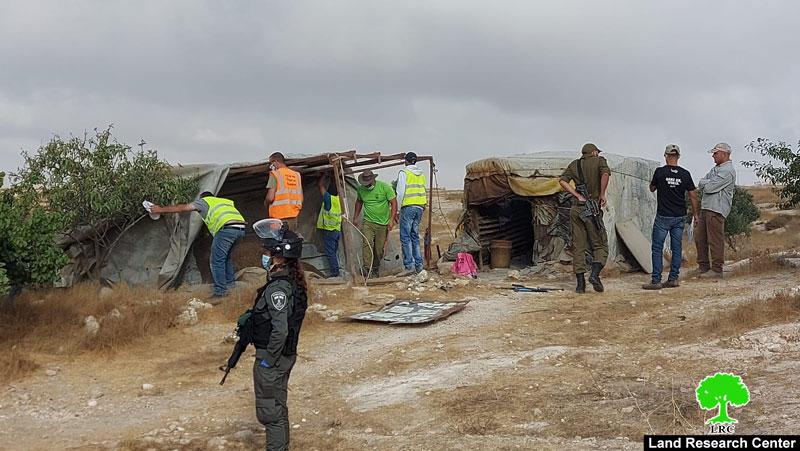 هدم ومصادرة  منشآت زراعية في مسافر يطا جنوب الخليل