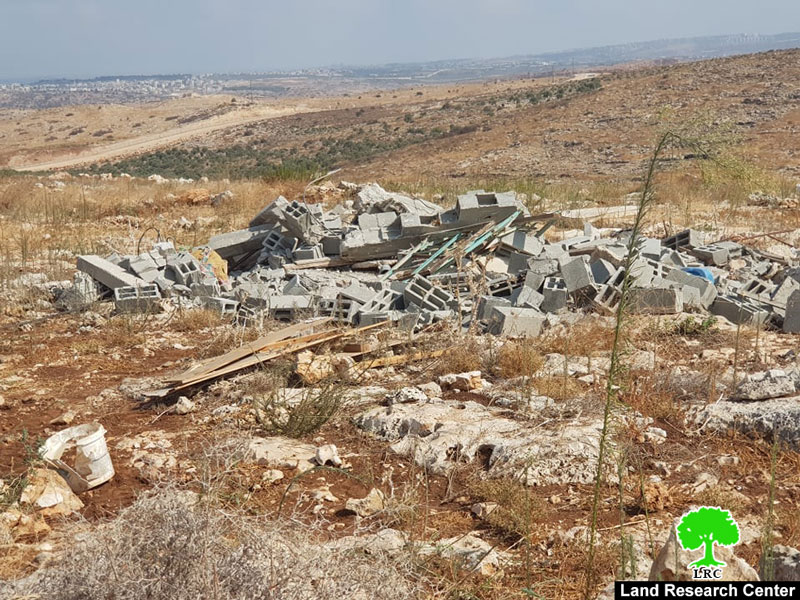 هدم غرفة زراعية غرب بلدة دير بلوط / محافظة سلفيت