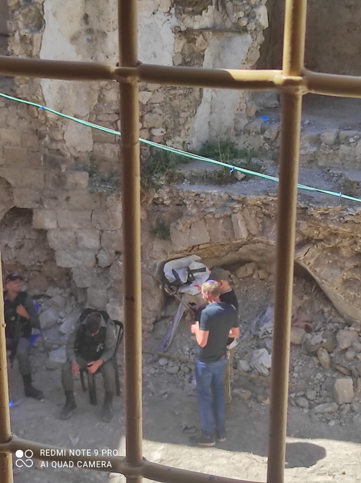 Illegal Colonists Ravage an ancient house for Miswada family at the Old City of Hebron