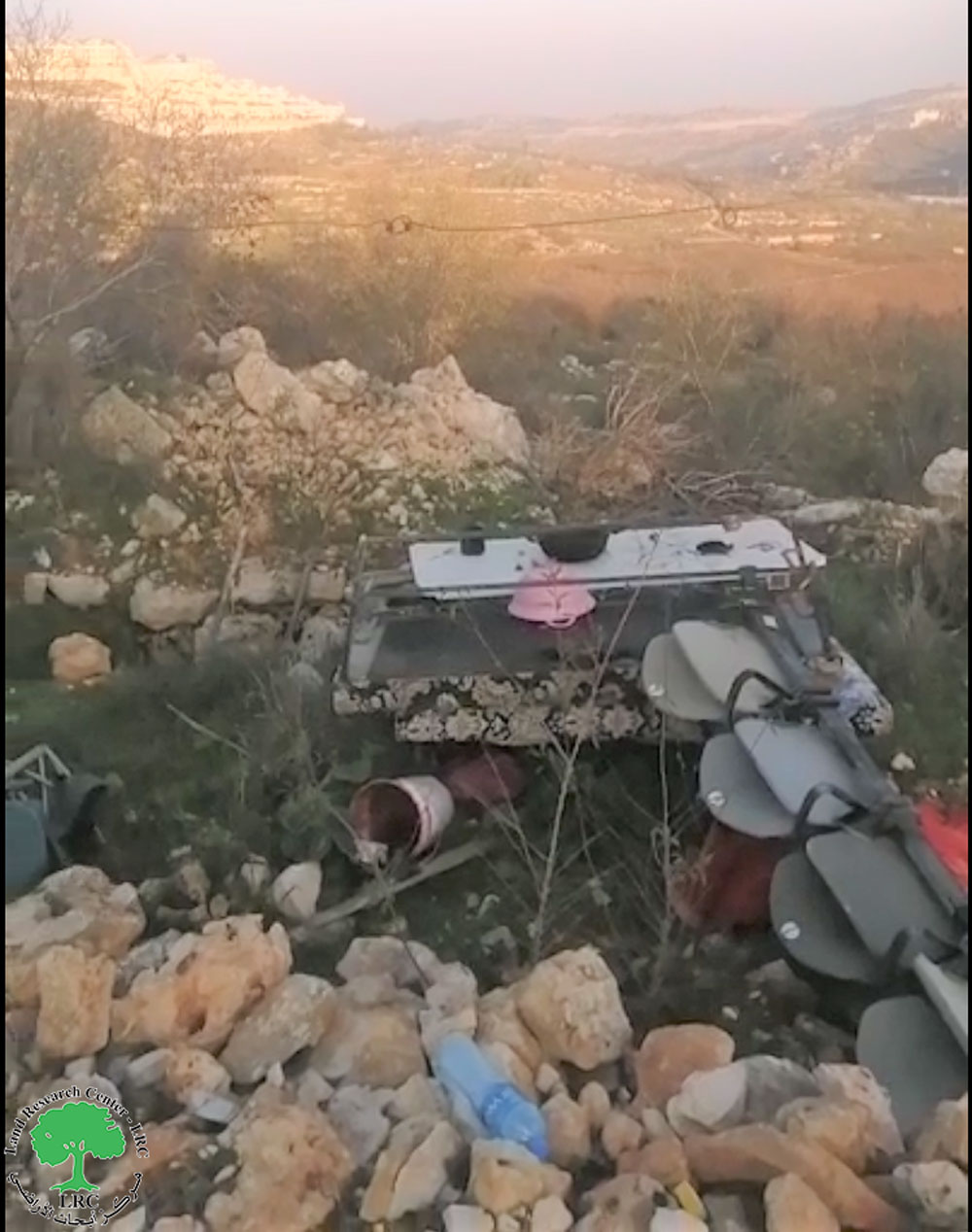 جرافات الاحتلال تهدم غرفة زراعية لعائلة غنيم في بلدة الخضر بمحافظة بيت لحم