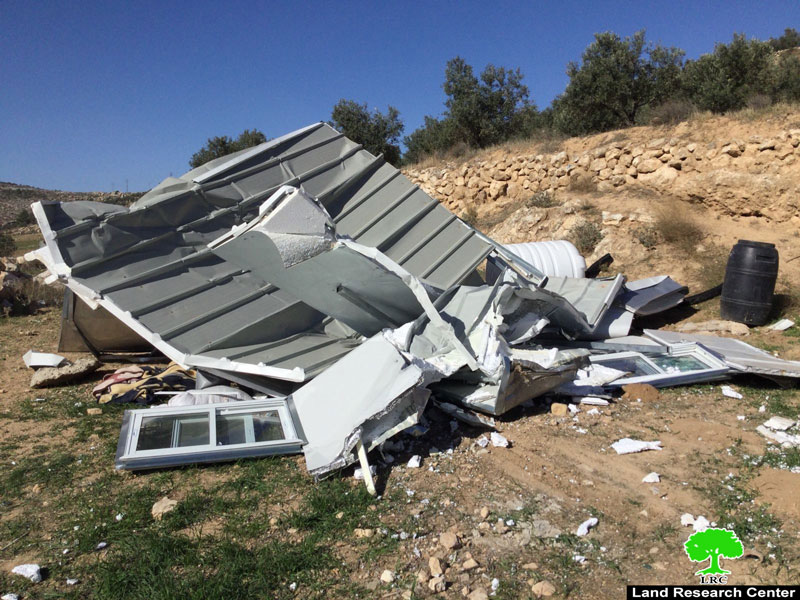 للمرة الثانية خلال شهرين: هدم منشآت عائلة طنينة في فرعا شرق بلدة إذنا / محافظة الخليل