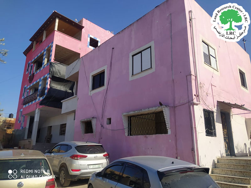 إخطار بهدم منزل عائلة الأسير ” غيت جردات” من قرية سيلة الحارثية / محافظة جنين