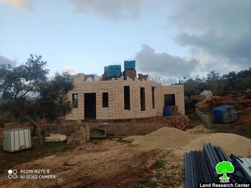 Halt of Work for Several Structures in Marda village / Salfit governorate