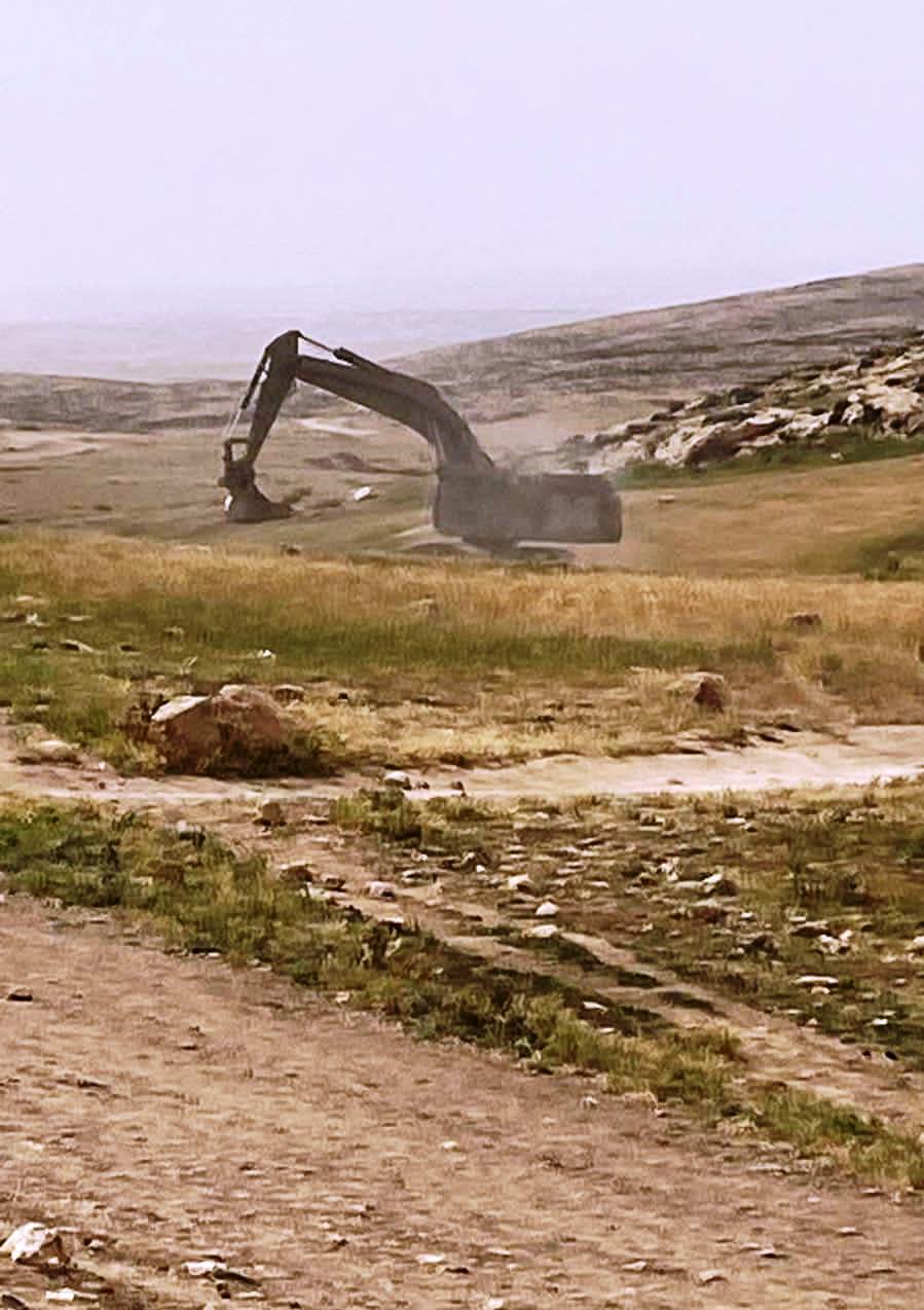 أمر عسكري بإغلاق طرق في مسافر يطا جنوب الخليل