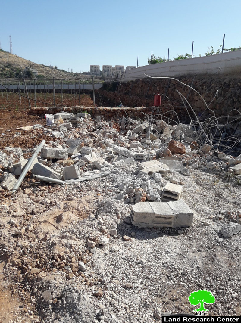 A room and cistern demolished by the occupation in the Al-Baqa’a area, east of Hebron