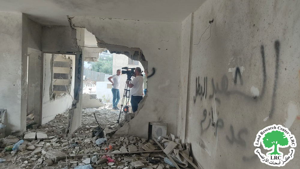 هدم 111 مسكناً بذريعة الأمن منذ بداية انتفاضة القدس…بذريعة الأمن, الاحتلال يهدم مسكن عائلة الشهيد رعد حازم في مدنية جنين