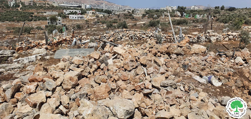 هدم غرفتين زراعيتين وتجريف طريق زراعي في قرية روجيب / محافظة نابلس