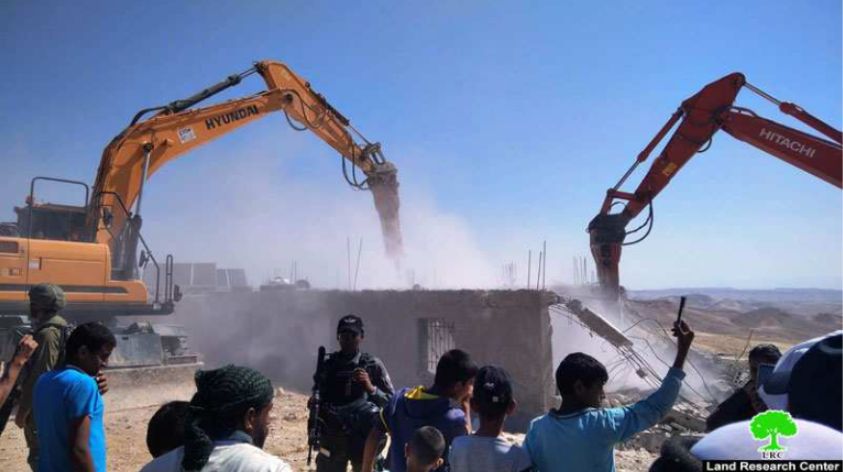 في ذكرى اليوم العالمي للموئل, هدم المساكن الفلسطينية سياسة تهجيرية