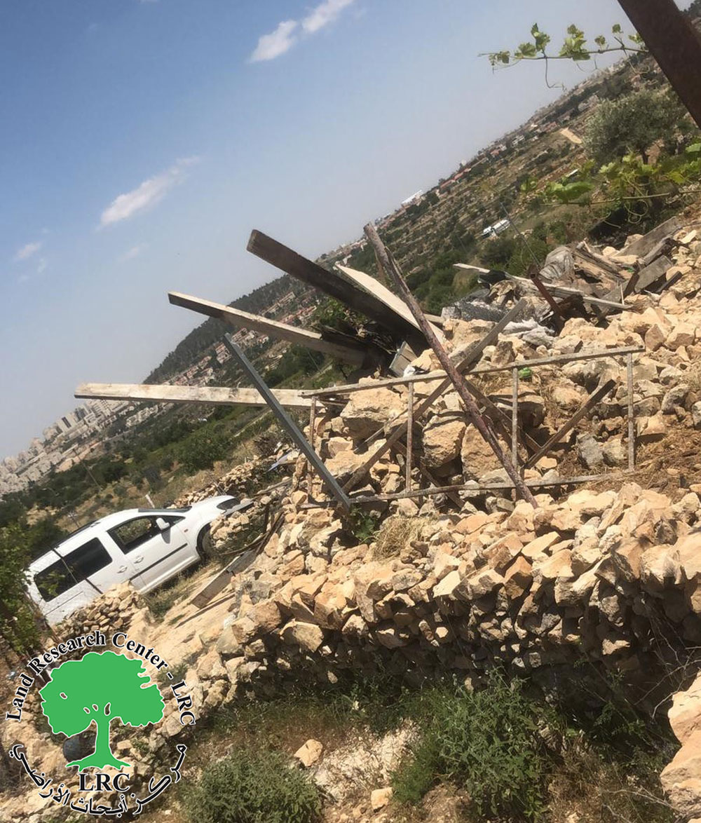 الاحتلال الإسرائيلي يهدم غرفتين زراعيتين في بلدة بالخضر بمحافظة بيت لحم