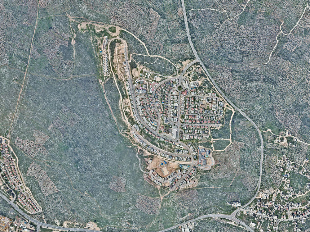 Revava colony expands on Haris Village lands / Salfit Governorate