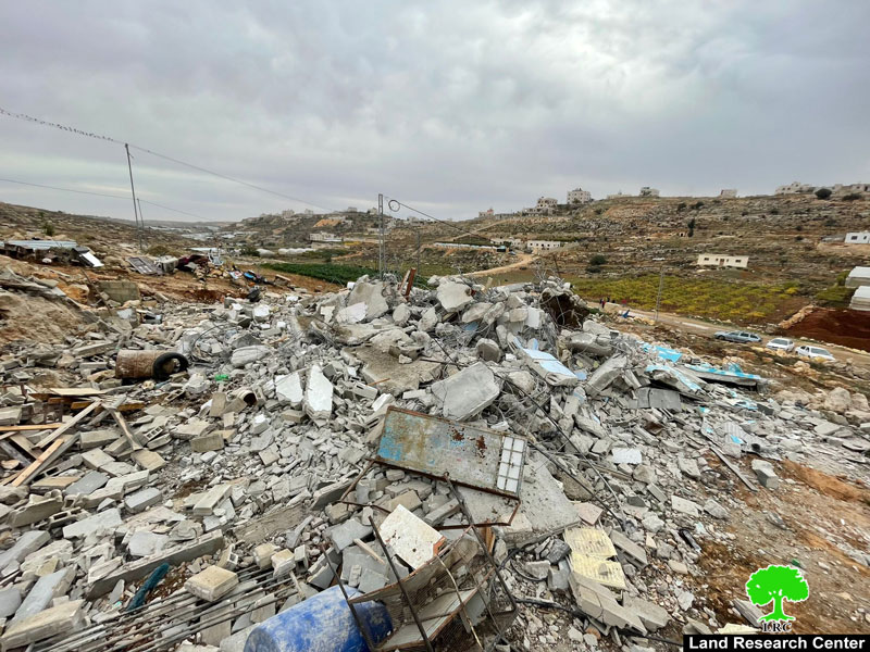 الاحتلال يهدم مسكنين في”خلة العيدة” جنوب مدينة الخليل